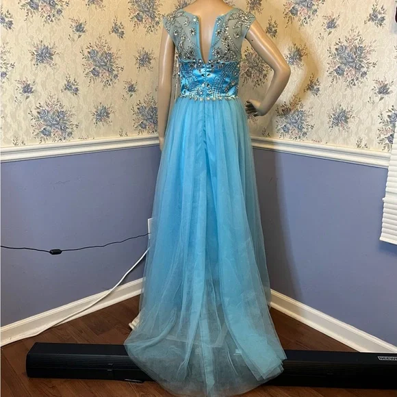 Tideclothes Light Blue Formal Maxi Bridesmaid Ball Gown Prom Dress, Size 2 - Picture 4 of 10